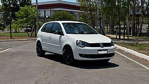 Polo Sportline 1.6 Mi Total Flex 2014/2014 em Várzea Grande - MT