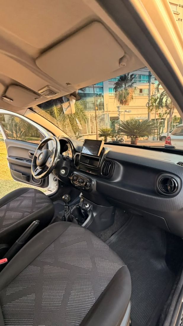 Fiat Mobi Like Flex 2021/2022 — foto 13 de 15
