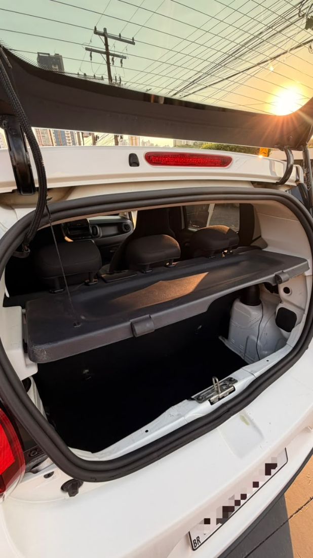 Fiat Mobi Like Flex 2021/2022 — foto 14 de 15