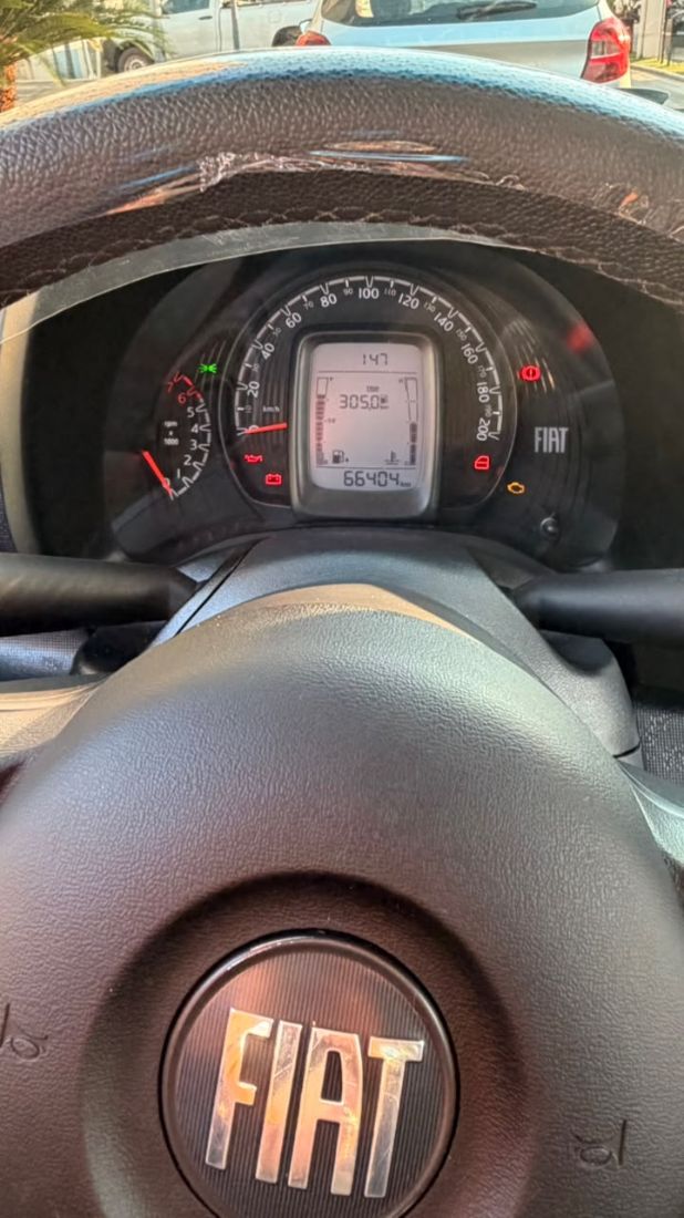 Fiat Mobi Like Flex 2021/2022 — foto 9 de 15