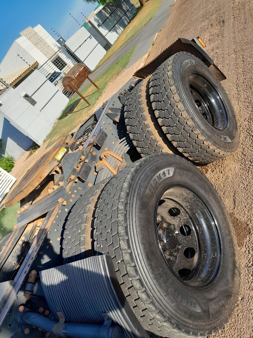 Iveco Iveco Stralis Hi-Way 800-S48TZ 6X4 Diesel E5 2013/2014 — foto 5 de 7