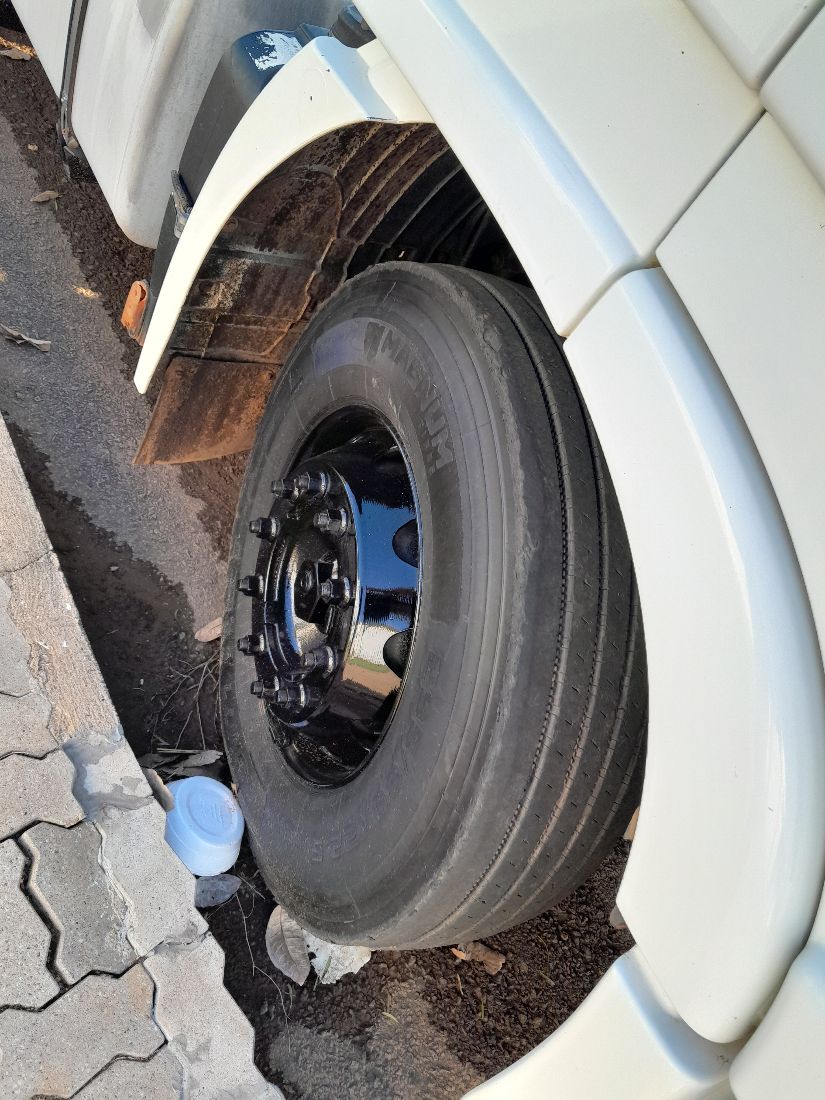 Iveco Iveco Stralis Hi-Way 800-S48TZ 6X4 Diesel E5 2013/2014 — foto 7 de 7