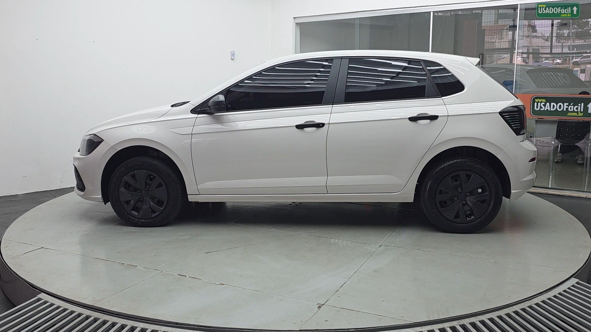 VOLKSWAGEN Polo Track Robust 1.0 Flex 2024/2025 — foto 8 de 26
