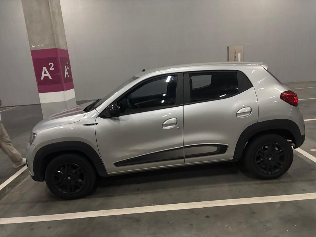 Renault Kwid Intense 1.0 Mecânico Flex 2021/2022 — foto 4 de 8
