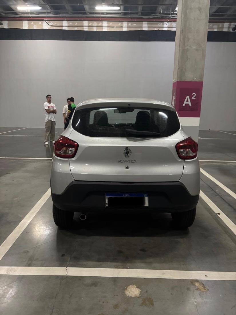 Renault Kwid Intense 1.0 Mecânico Flex 2021/2022 — foto 5 de 8