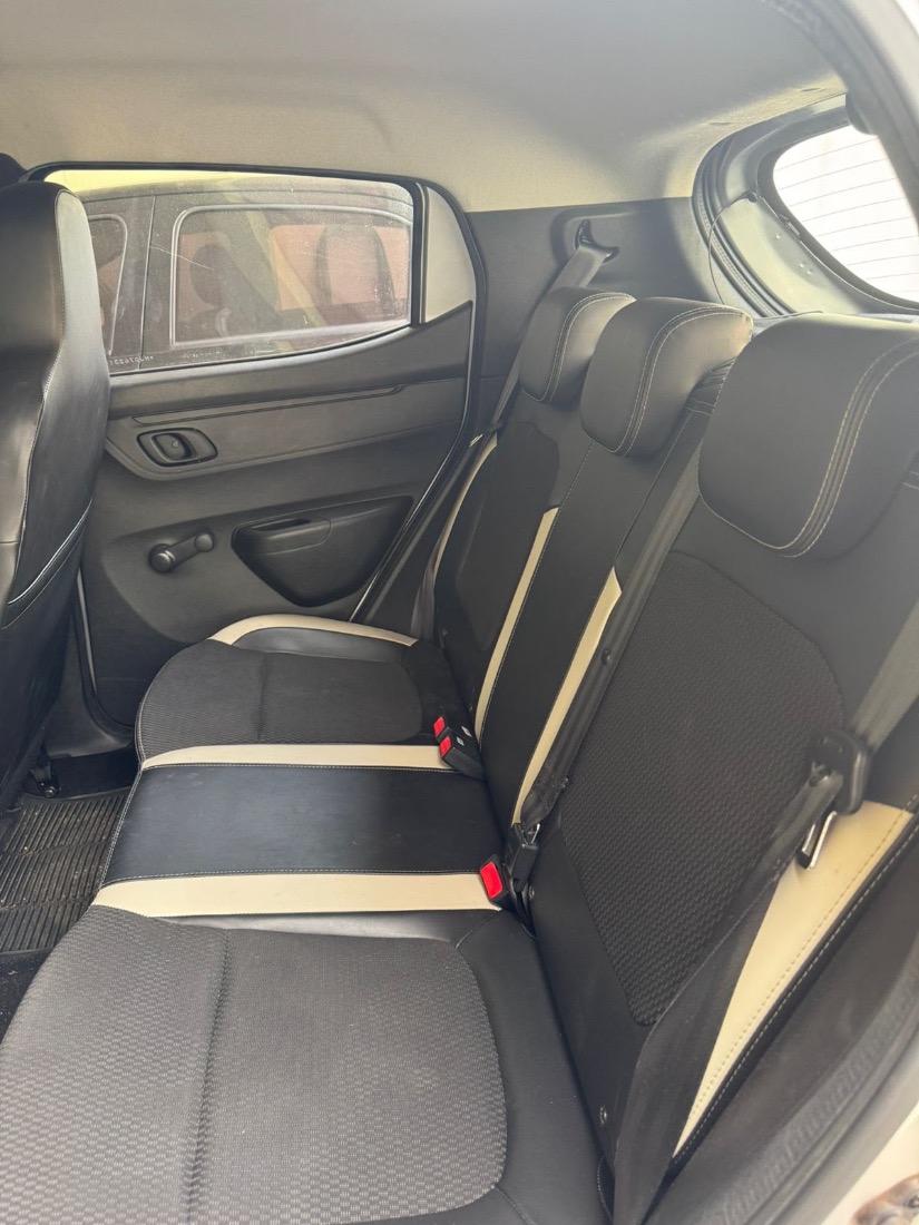 Renault Kwid Intense 1.0 Mecânico Flex 2021/2022 — foto 6 de 8