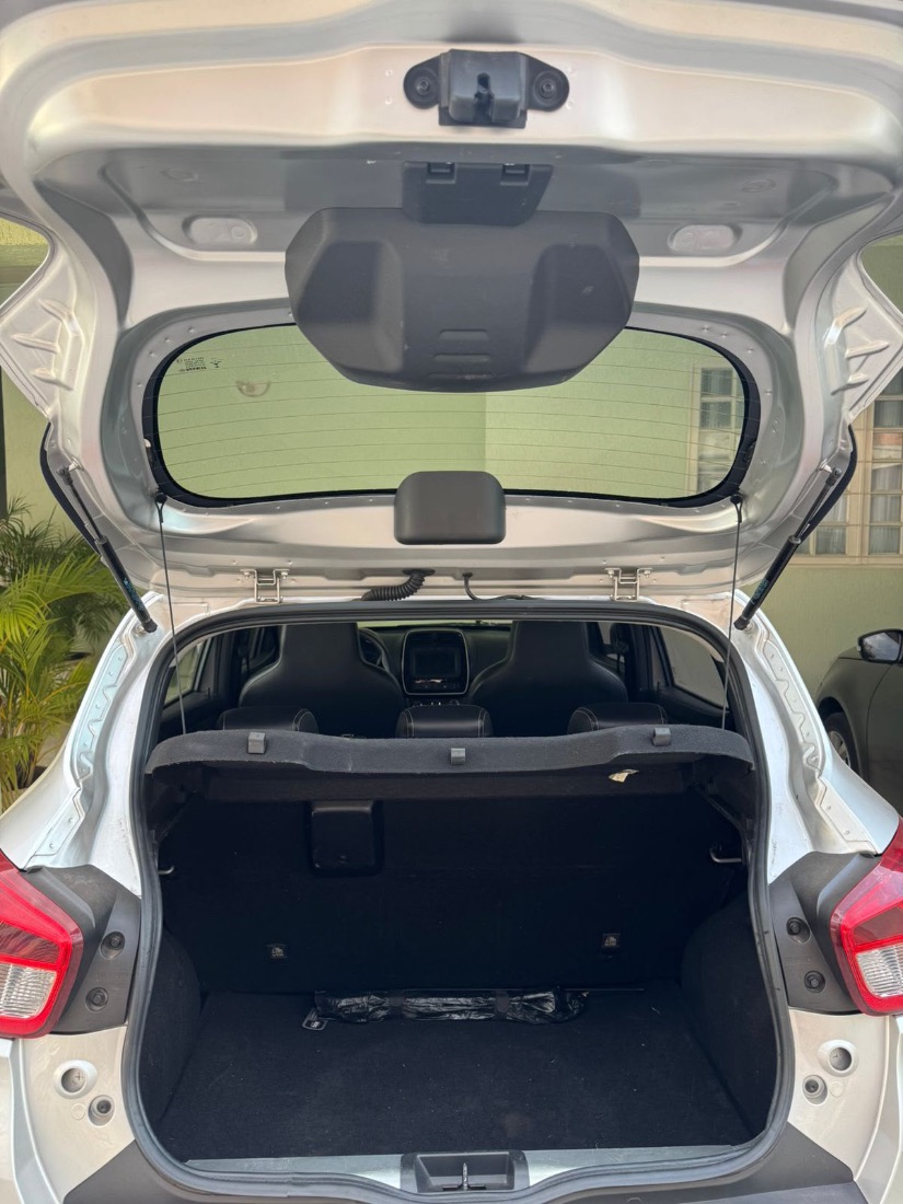 Renault Kwid Intense 1.0 Mecânico Flex 2021/2022 — foto 8 de 8