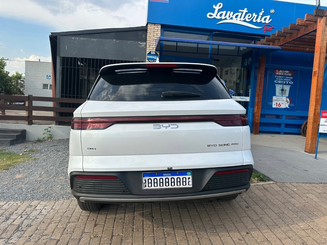 BYD BYD Song Pro GL 1.5 Automático Híbrido 2024/2025 — foto 2 de 11