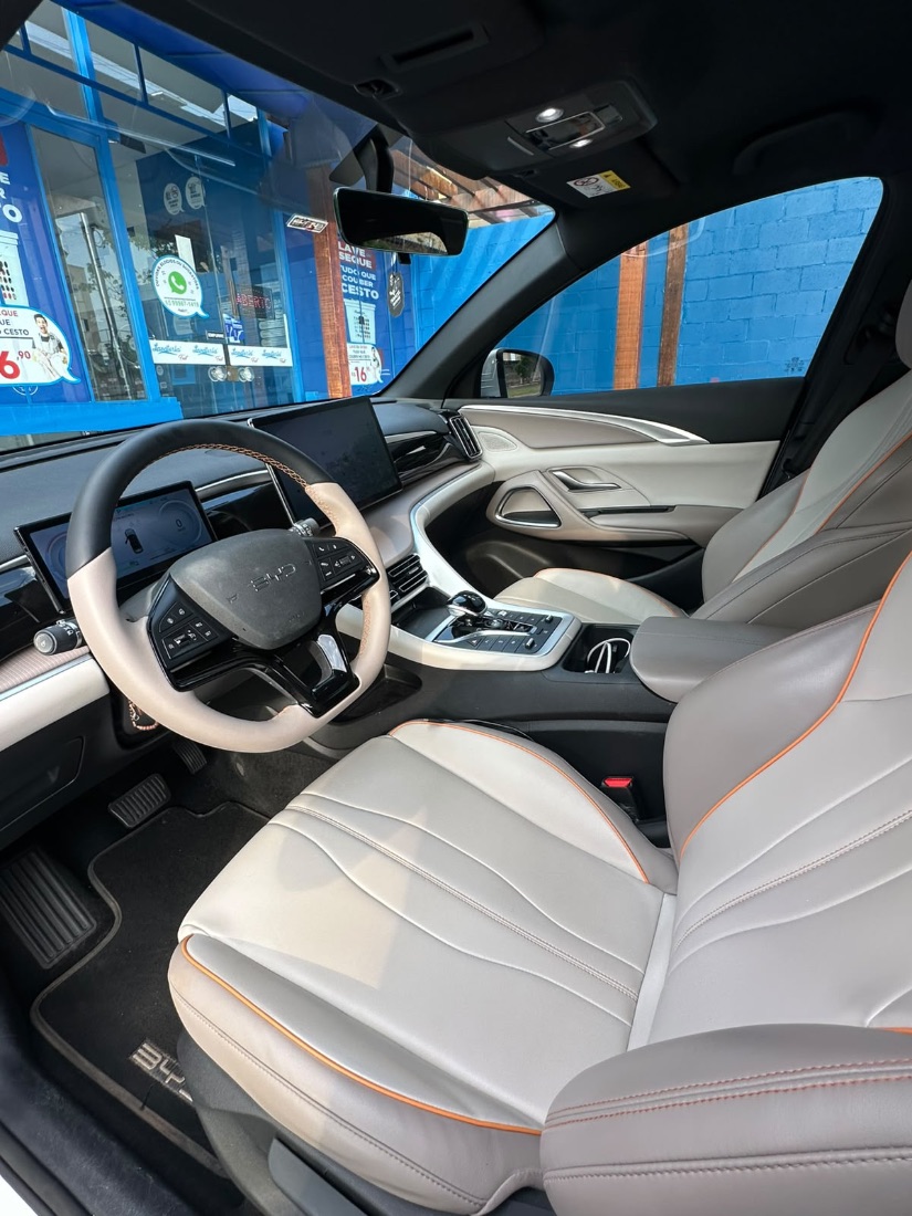 BYD BYD Song Pro GL 1.5 Automático Híbrido 2024/2025 — foto 3 de 11