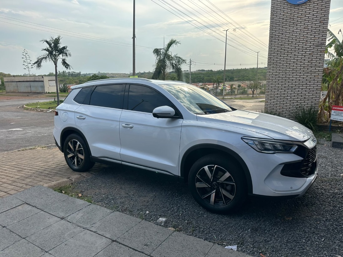 BYD BYD Song Pro GL 1.5 Automático Híbrido 2024/2025 — foto 4 de 11