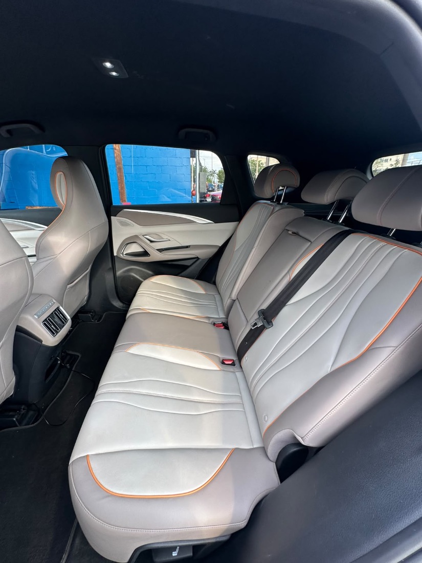 BYD BYD Song Pro GL 1.5 Automático Híbrido 2024/2025 — foto 9 de 11