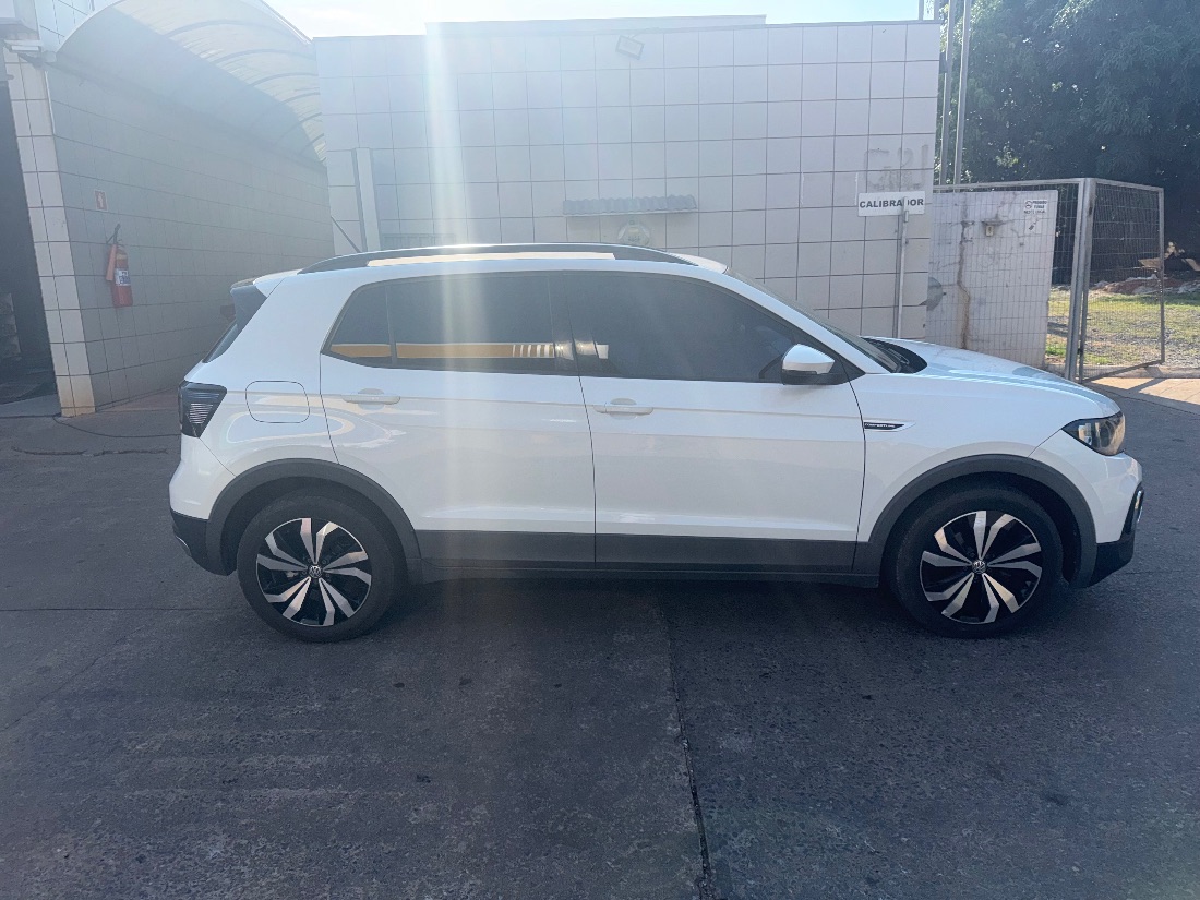 Volkswagen T-Cross Comfortline 200 TSI 1.0 Automático Flex 2021/2022 — foto 4 de 13