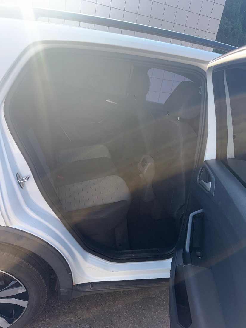 Volkswagen T-Cross Comfortline 200 TSI 1.0 Automático Flex 2021/2022 — foto 8 de 13