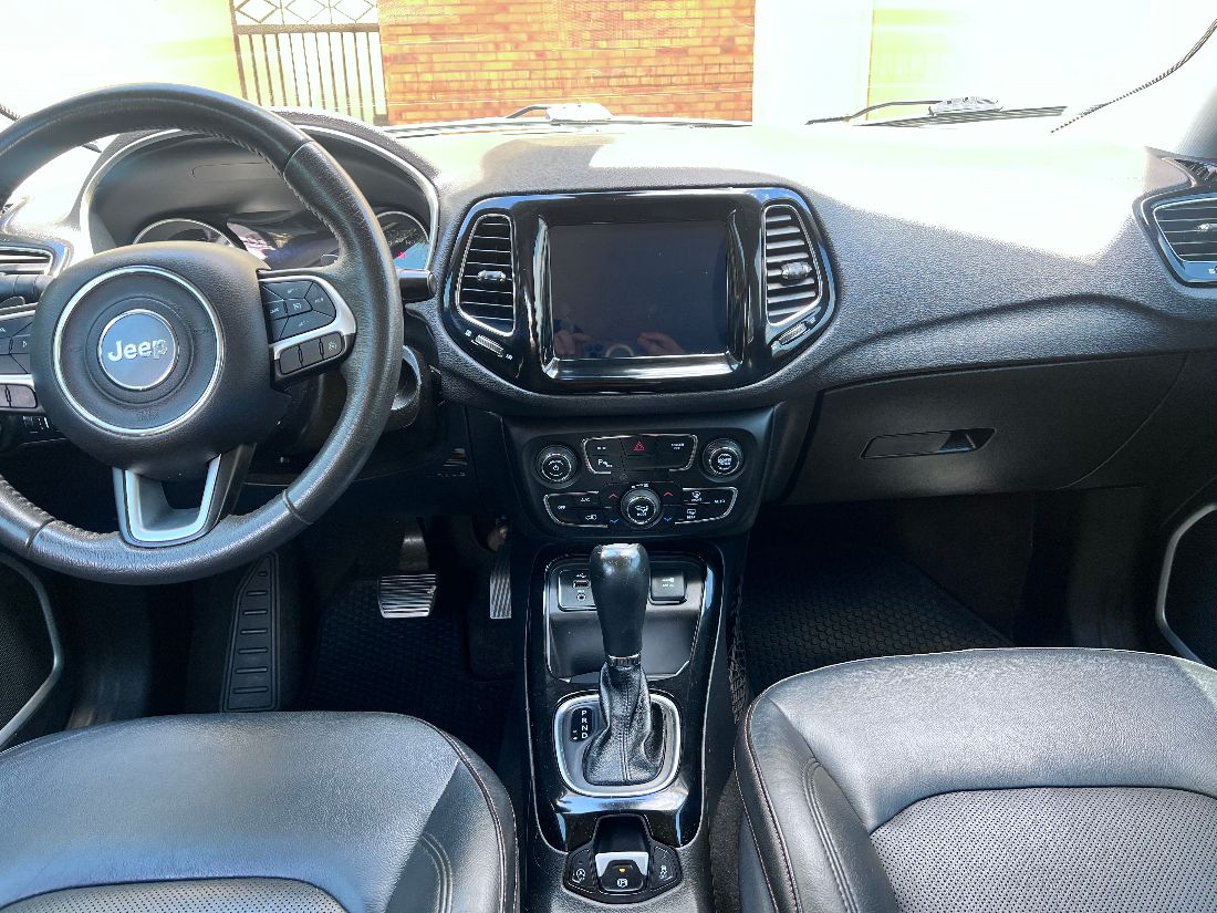 Jeep Compass Limited 2.0 4x2 Automático Flex 2018/2018 — foto 6 de 7