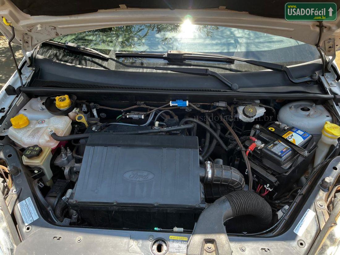 FORD Fiesta Hatch 4P Flex 2013/2013 — foto 7 de 7