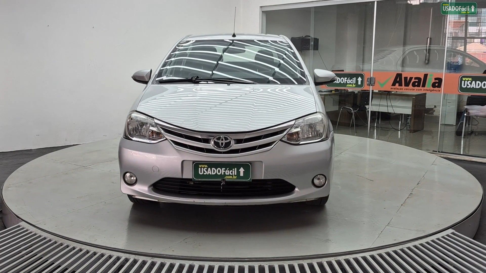 TOYOTA Etios Sedan XLS 1.5 Mecânico Flex 2015/2016 — foto 2 de 24