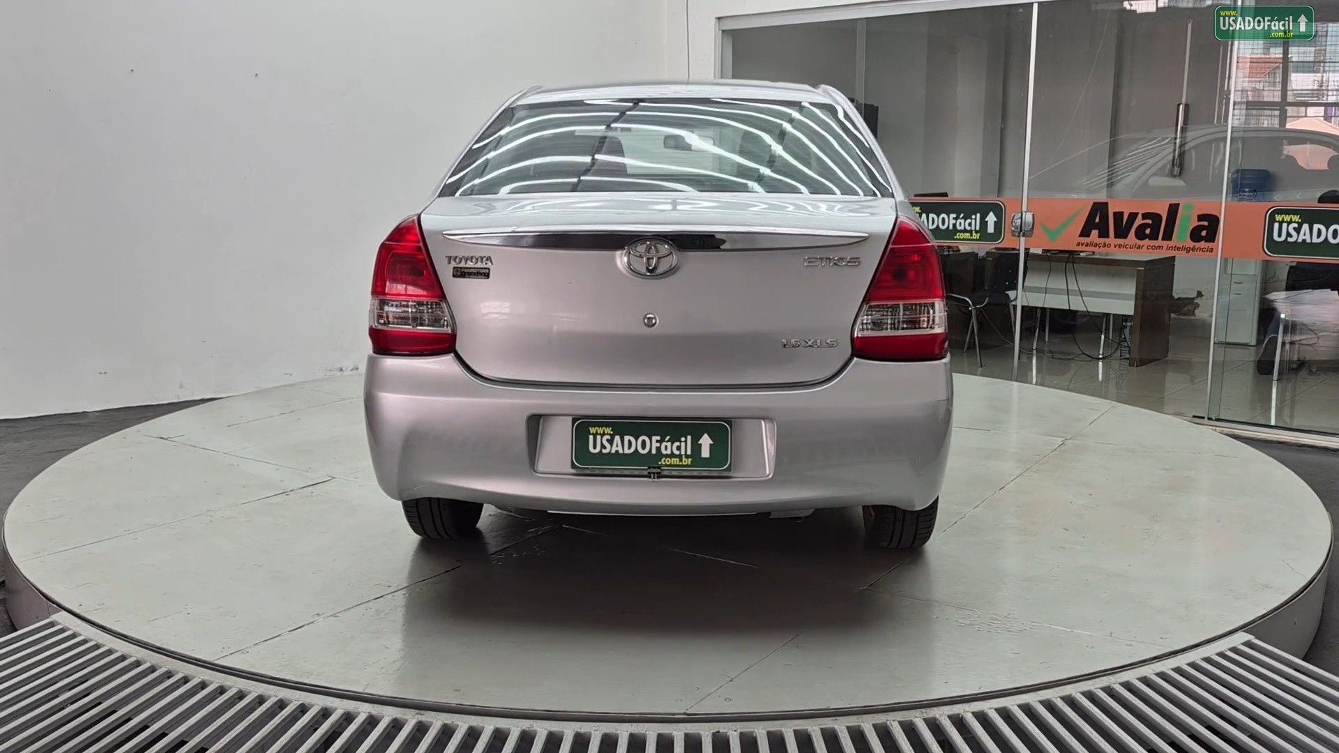 TOYOTA Etios Sedan XLS 1.5 Mecânico Flex 2015/2016 — foto 6 de 25