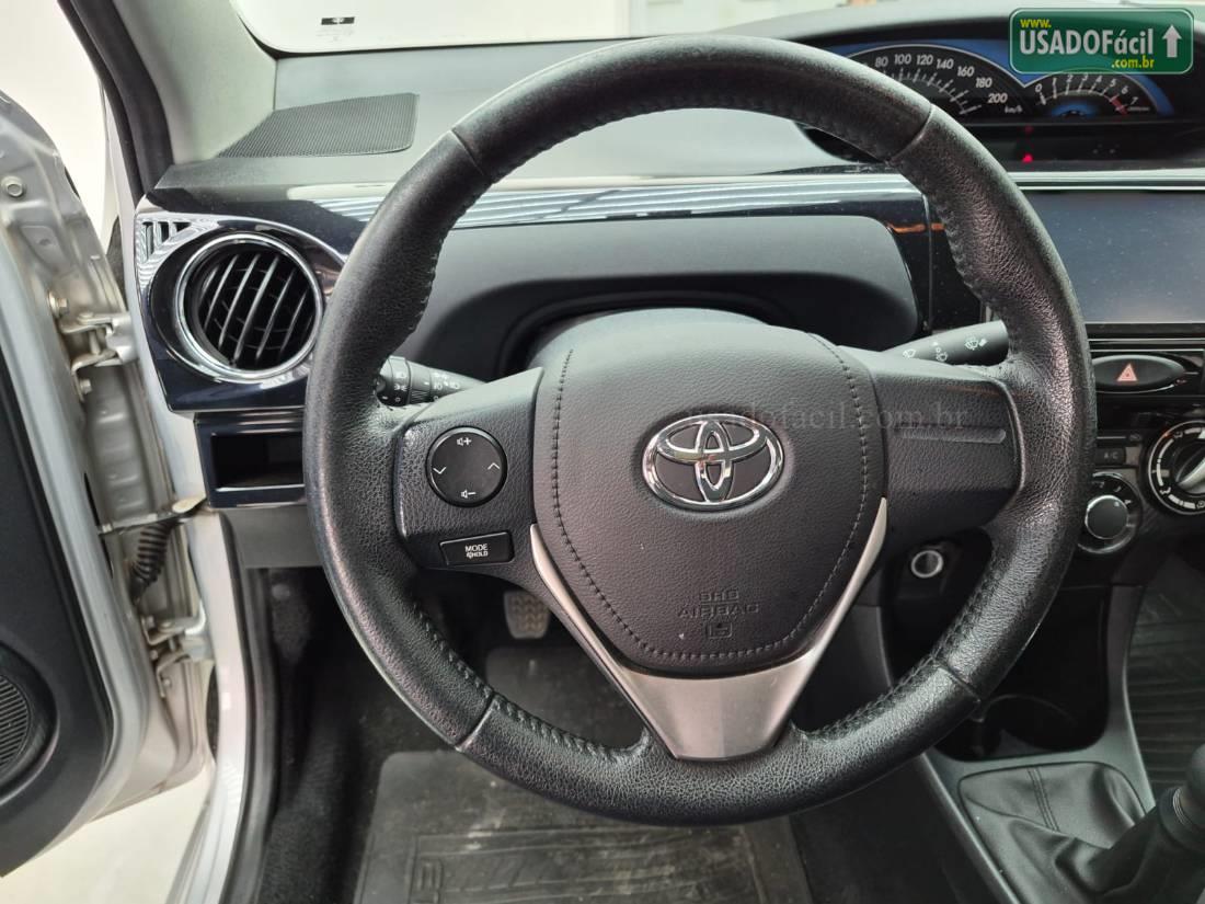TOYOTA Etios Sedan XLS 1.5 Mecânico Flex 2015/2016 — foto 16 de 24