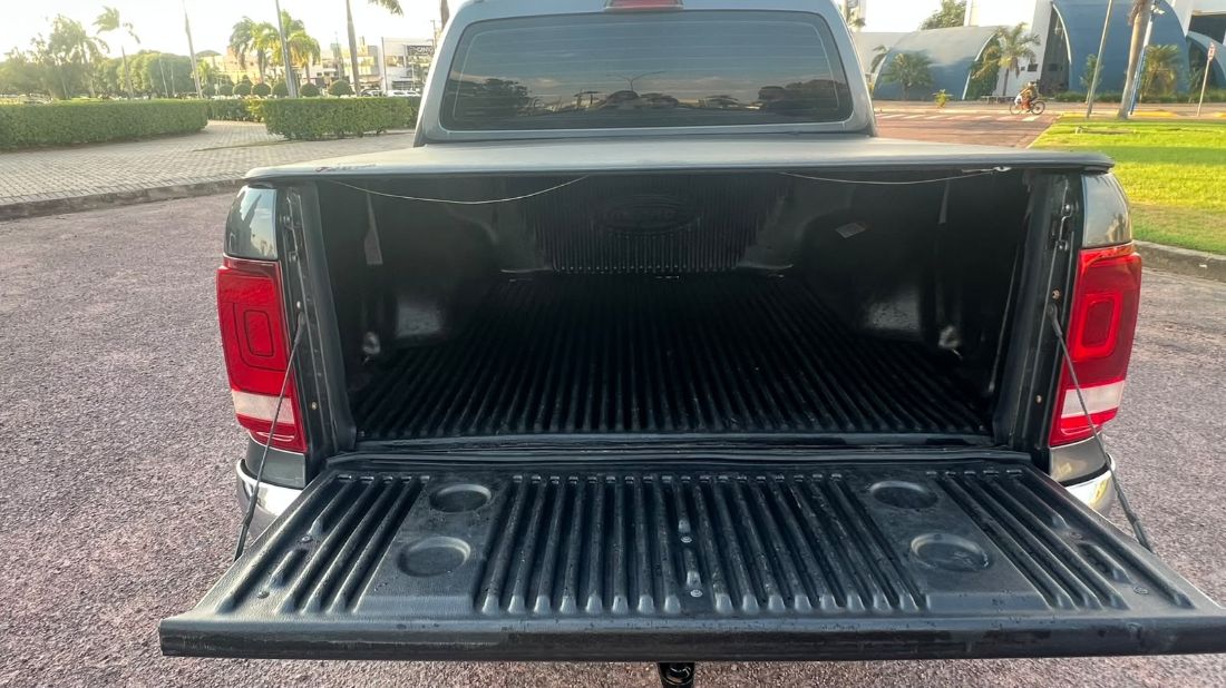 Volkswagen Amarok Highline CD 3.0 4x4 Turbo Automático Diesel 2018/2019 — foto 10 de 11