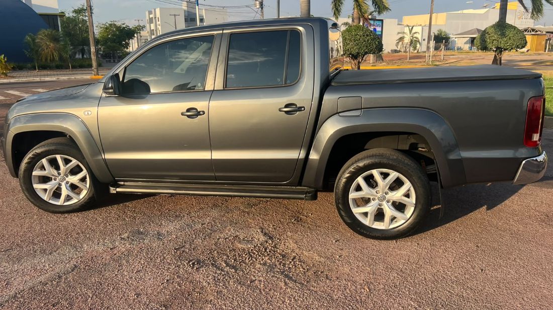 Volkswagen Amarok Highline CD 3.0 4x4 Turbo Automático Diesel 2018/2019 — foto 2 de 11