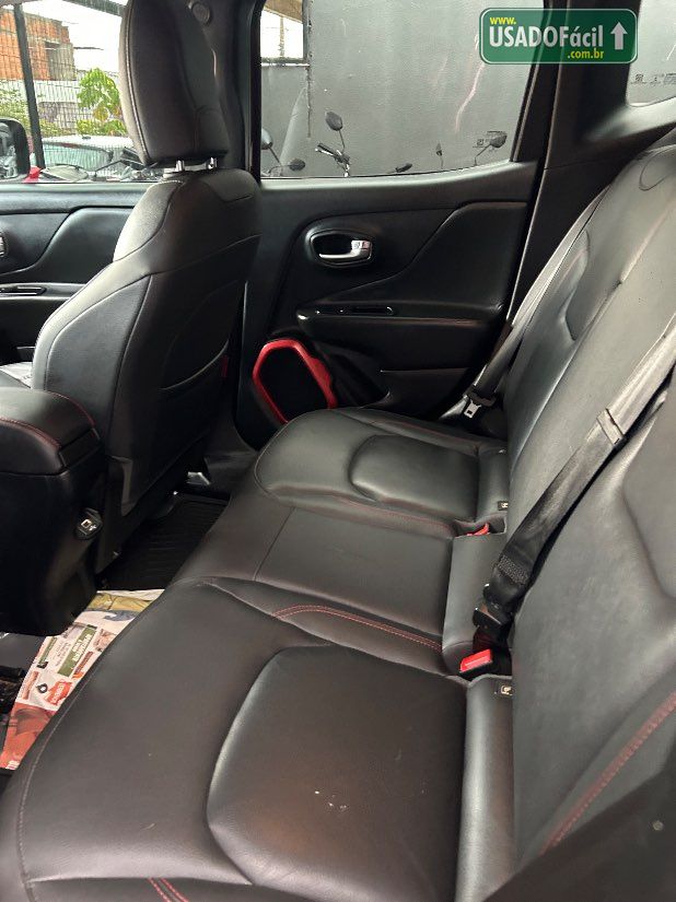 Jeep Renegade Trailhawk 2.0 4x4 Turbo Automático Diesel 2018/2019 — foto 17 de 36