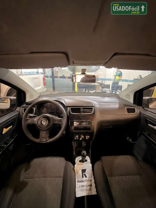 Volkswagen Fox 1.0 Mi 4P Total Flex 2012/2013 — foto 14 de 18