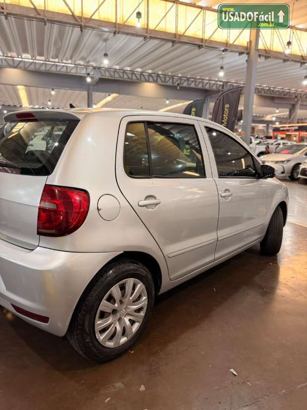 Volkswagen Fox 1.0 Mi 4P Total Flex 2012/2013 — foto 9 de 18