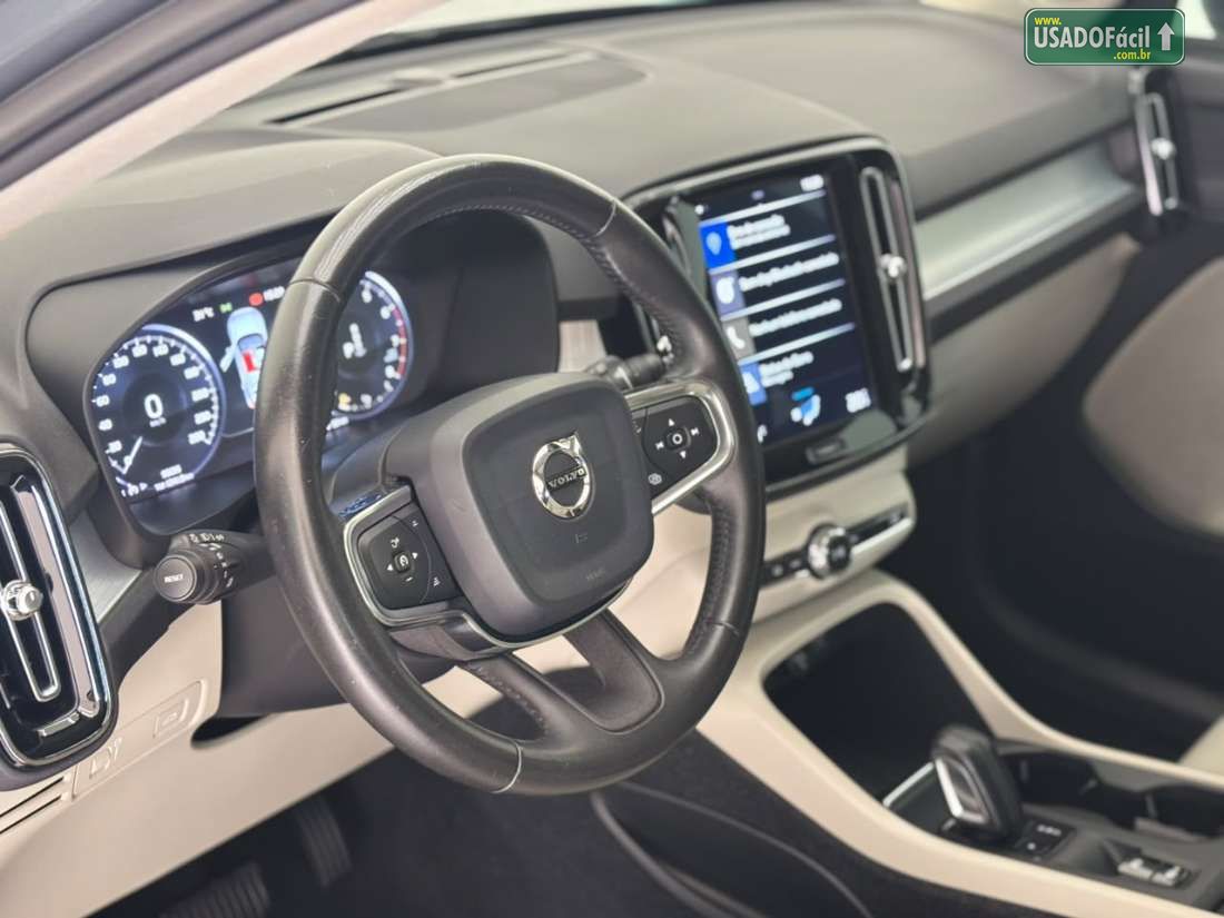 VOLVO Volvo XC 40 T-5 Momentum 2.0 252cv AWD 2018/2019 — foto 8 de 13