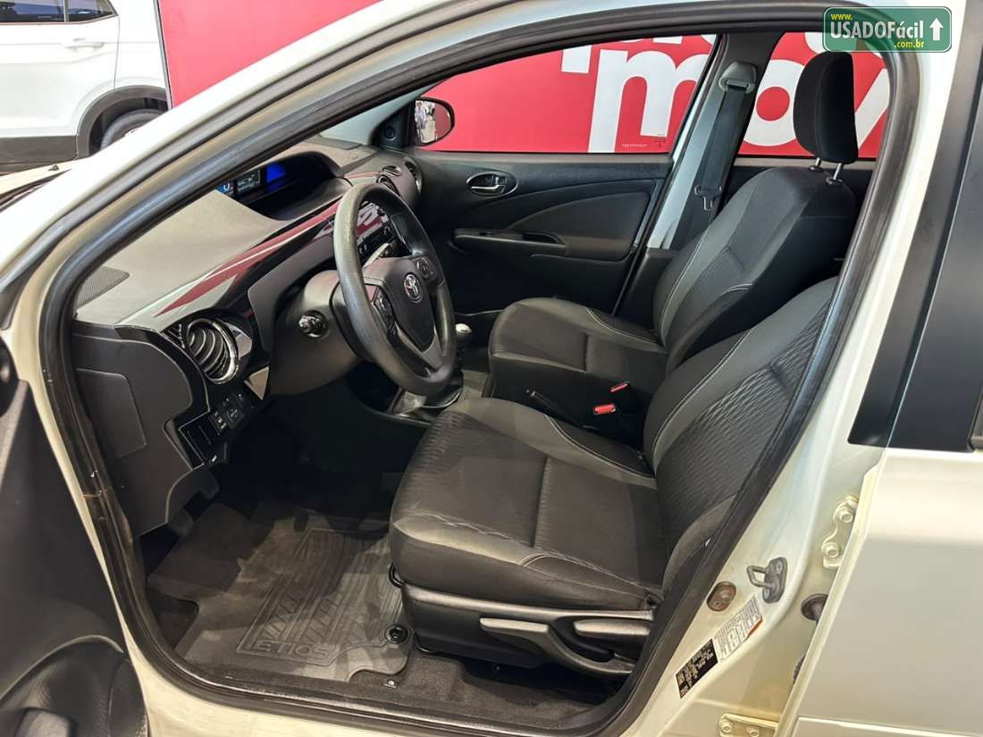 TOYOTA Etios Hatch X Plus 1.5 Mecânico Flex 2019/2020 — foto 9 de 15