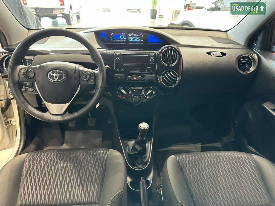 TOYOTA Etios Hatch X Plus 1.5 Mecânico Flex 2019/2020 — foto 8 de 15