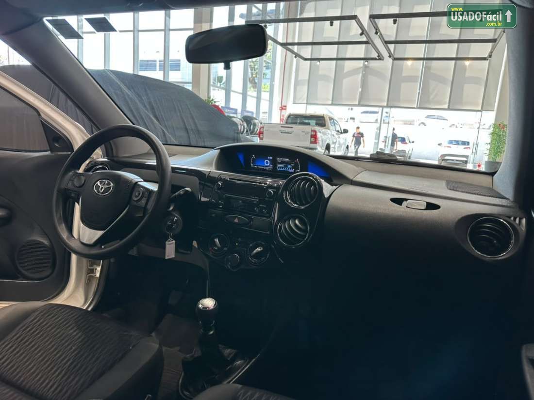 TOYOTA Etios Hatch X Plus 1.5 Mecânico Flex 2019/2020 — foto 11 de 15