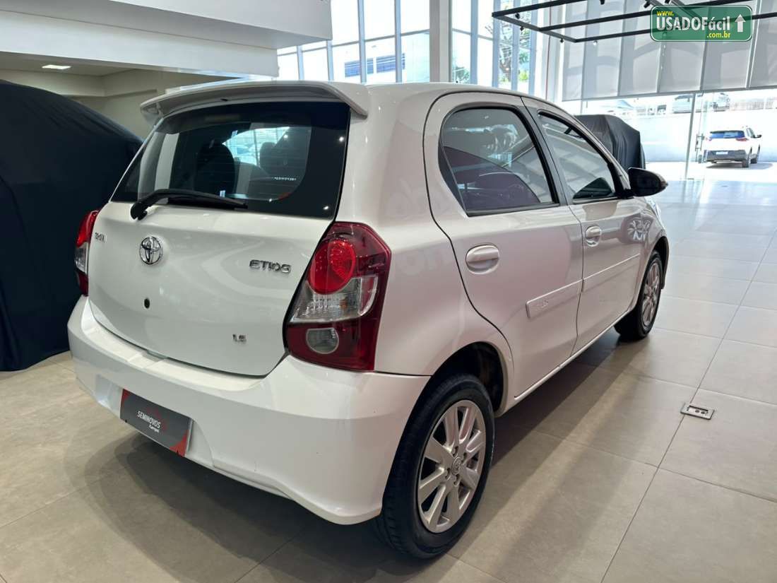 TOYOTA Etios Hatch X Plus 1.5 Mecânico Flex 2019/2020 — foto 6 de 15