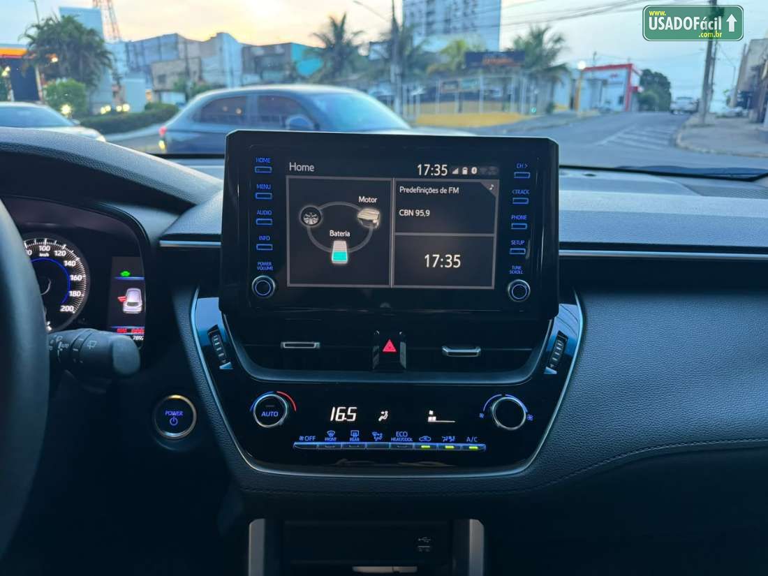 Toyota Corolla Cross XRV 1.8 Automático Híbrido 2021/2022 — foto 11 de 18