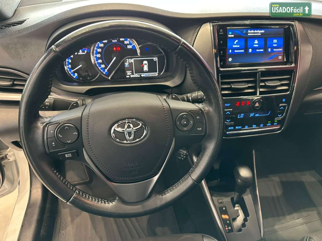 Toyota Yaris Hatch XS 1.5 Automático Flex 2022/2023 — foto 11 de 15