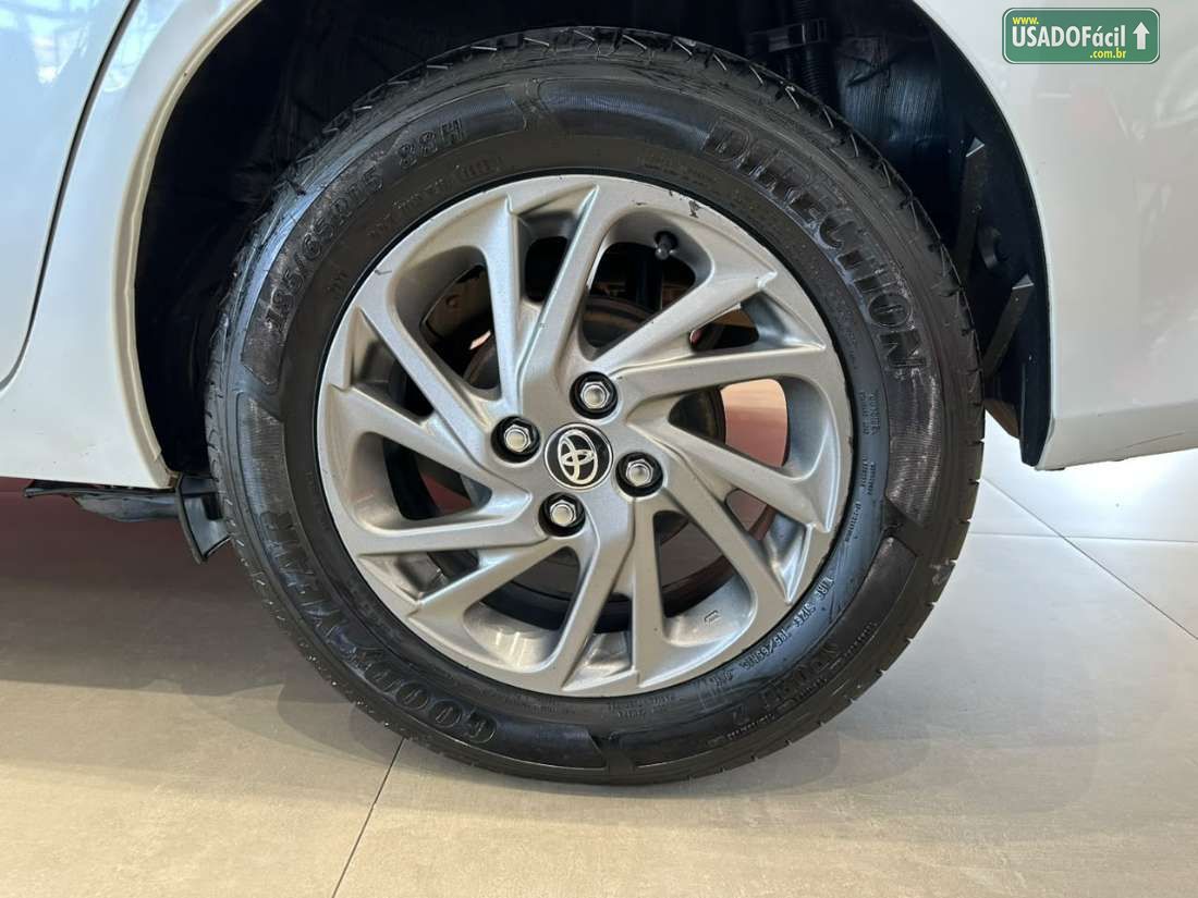 Toyota Yaris Hatch XS 1.5 Automático Flex 2022/2023 — foto 15 de 15