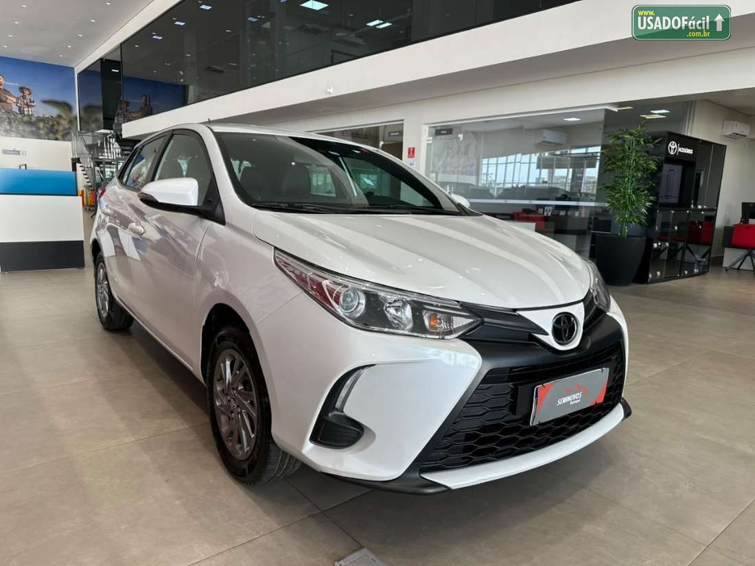 Toyota Yaris Hatch XS 1.5 Automático Flex 2022/2023 — foto 3 de 15