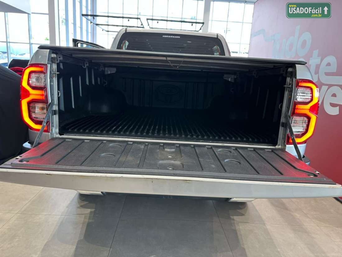 Toyota Hilux SRX CD 2.8 4x4 TDI Automático Diesel 2022/2022 — foto 15 de 16