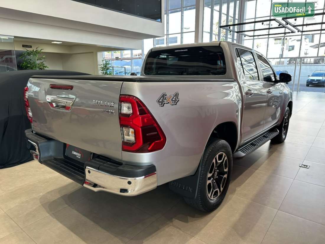 Toyota Hilux SRX CD 2.8 4x4 TDI Automático Diesel 2022/2022 — foto 6 de 16