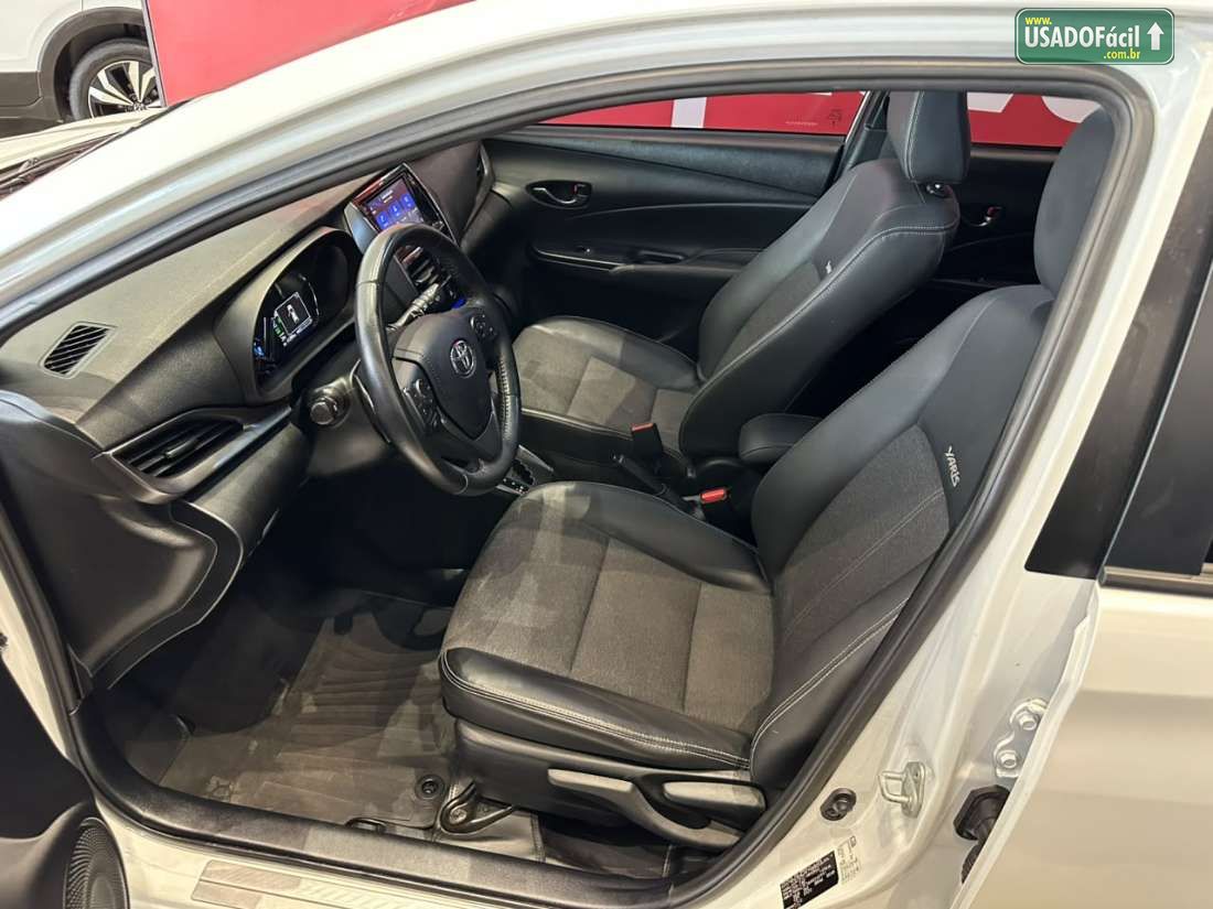 TOYOTA Yaris Hatch XS 1.5 Automático Flex 2023/2024 — foto 9 de 15