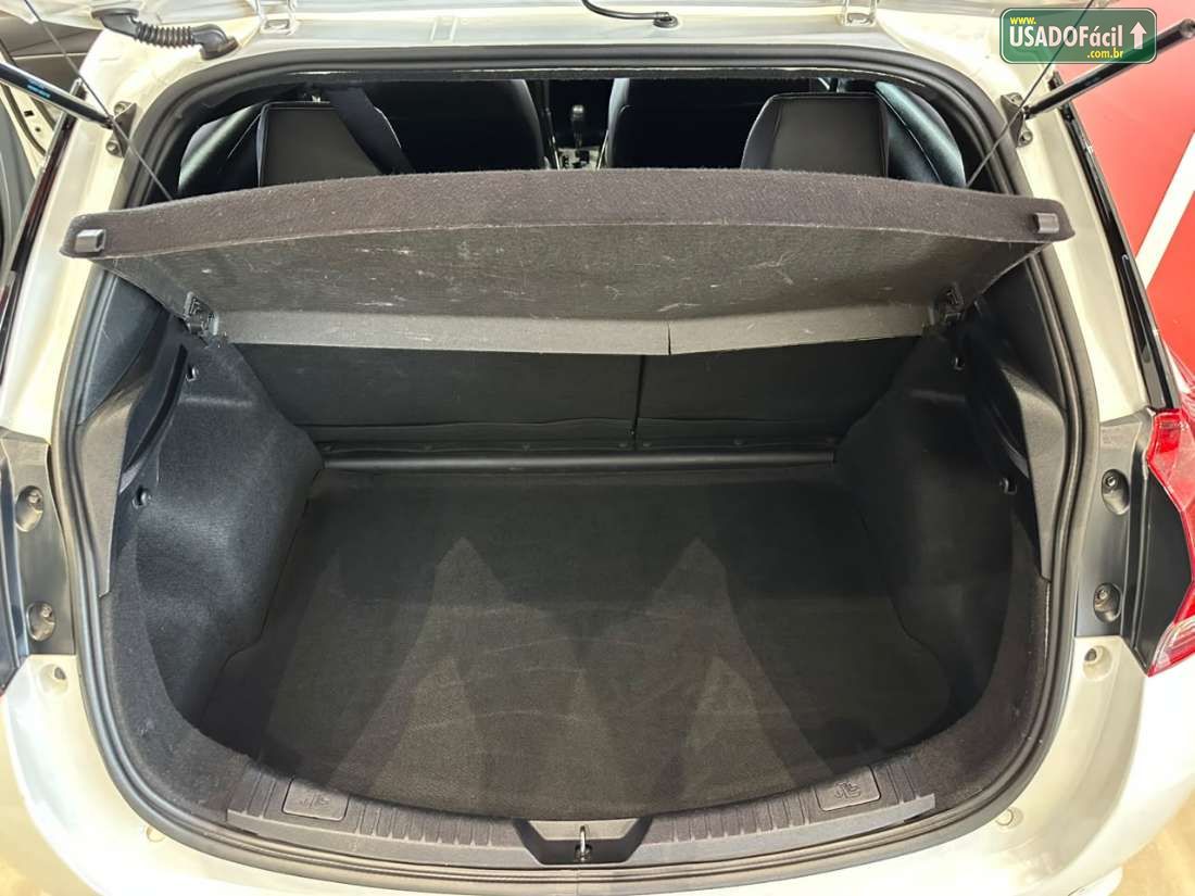 TOYOTA Yaris Hatch XS 1.5 Automático Flex 2023/2024 — foto 14 de 15
