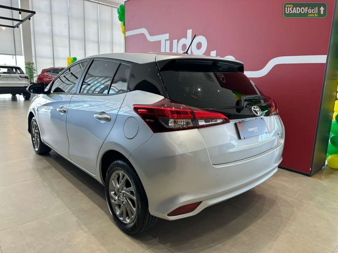 TOYOTA Yaris Hatch XS 1.5 Automático Flex 2023/2024 — foto 4 de 15