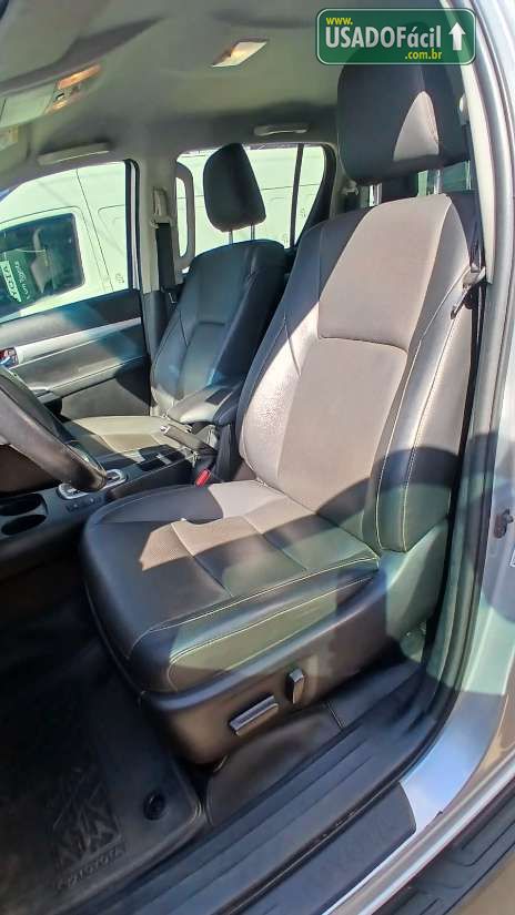 Toyota Hilux SRX CD 2.8 4x4 TDI Automático Diesel 2025/2025 — foto 11 de 19
