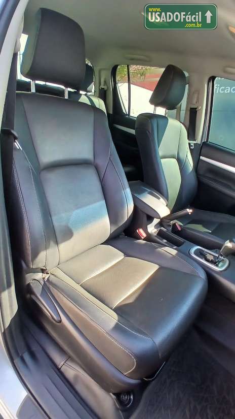 Toyota Hilux SRX CD 2.8 4x4 TDI Automático Diesel 2025/2025 — foto 14 de 19