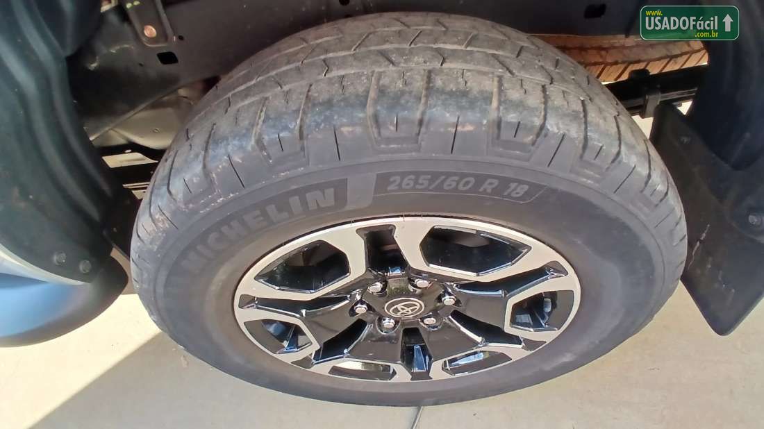 Toyota Hilux SRX CD 2.8 4x4 TDI Automático Diesel 2025/2025 — foto 16 de 19