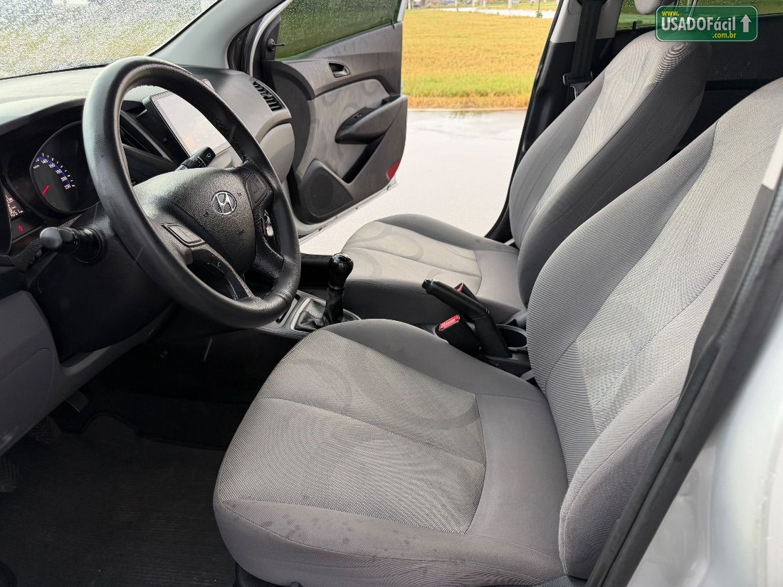 Hyundai HB20S Sedan Comfort Plus 1.0 Mecânico Flex 2015/2015 — foto 6 de 12