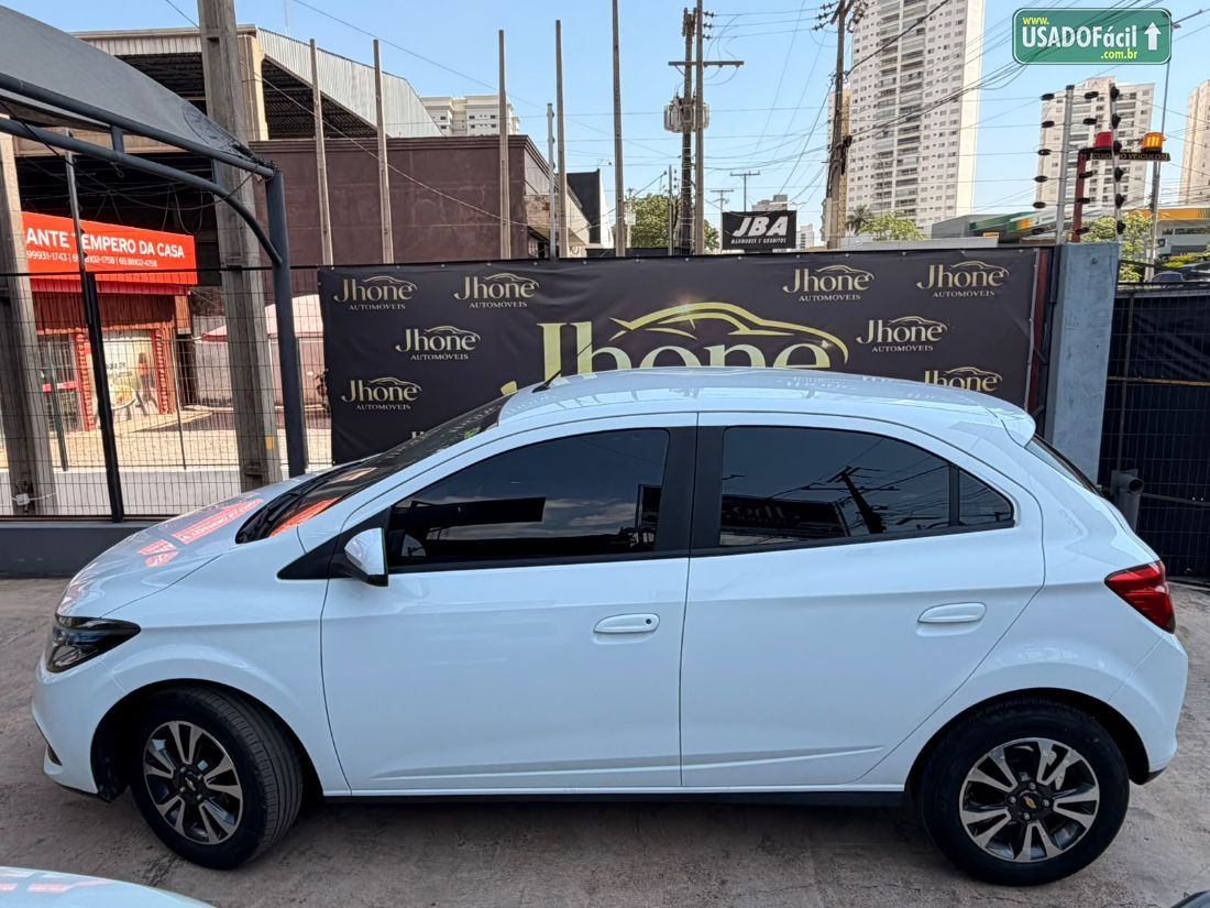 CHEVROLET/GM Onix Hatch LTZ 1.4 Mecânico Flex 2015/2016 — foto 5 de 9