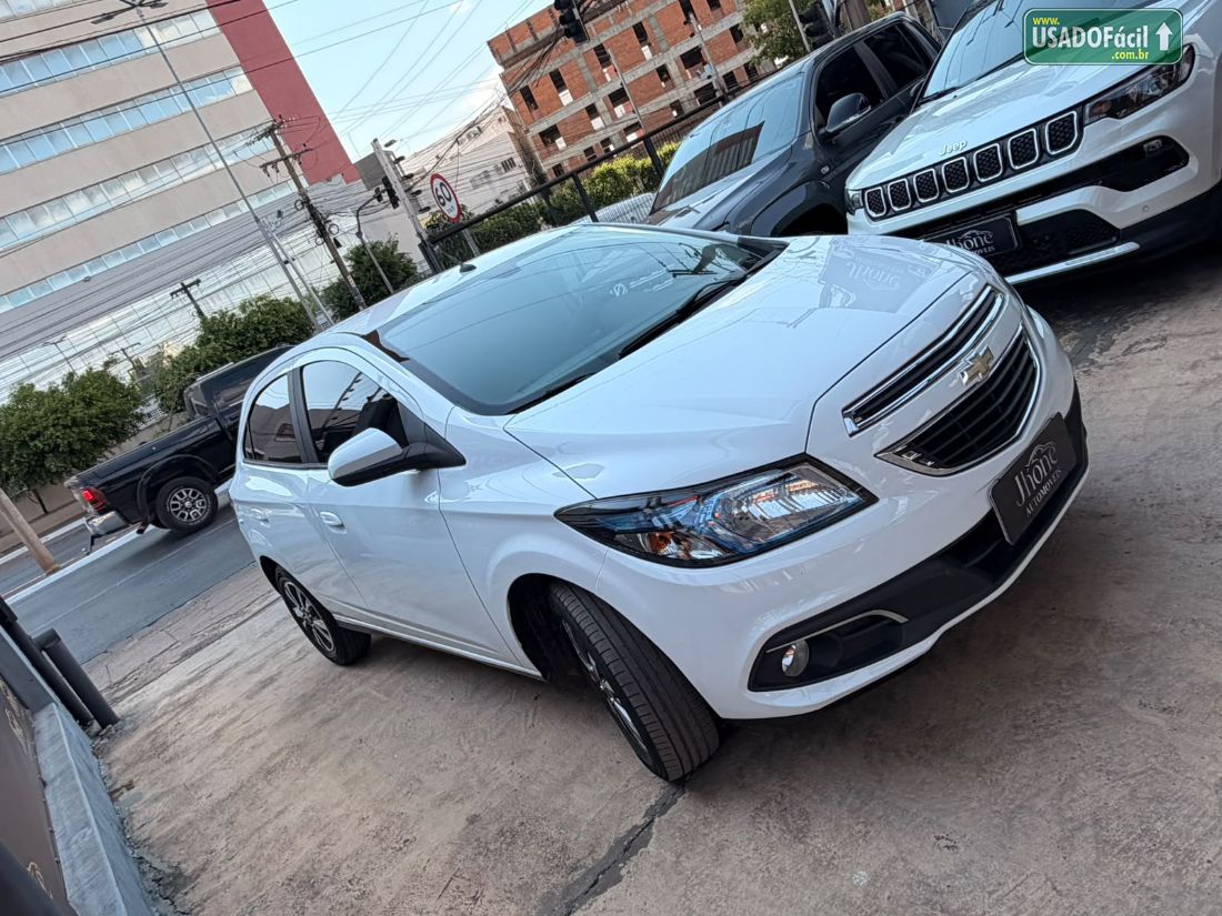 CHEVROLET/GM Onix Hatch LTZ 1.4 Mecânico Flex 2015/2016 — foto 9 de 9