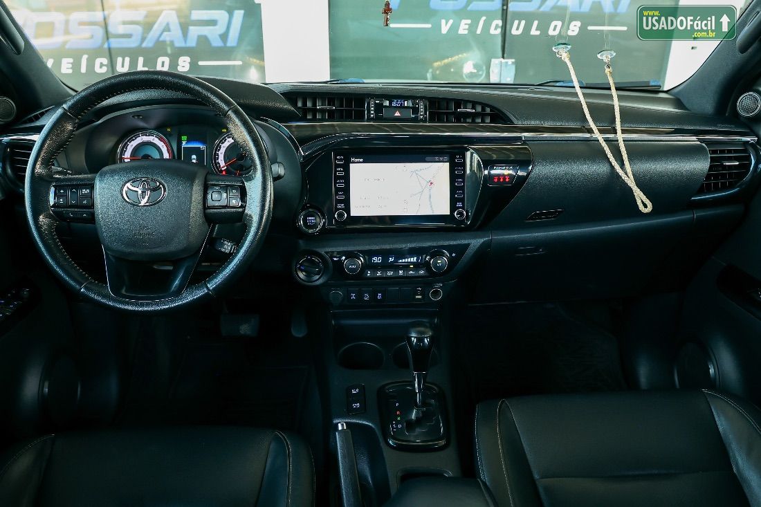 Toyota Hilux SRX CD 2.8 4x4 TDI Automático Diesel 2019/2020 — foto 3 de 10