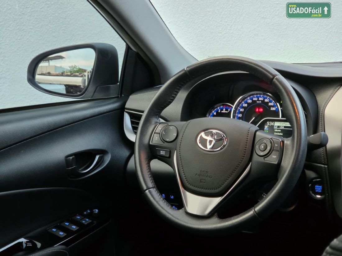 Toyota Yaris Sedan XLS 1.5 Automático Flex 2022/2023 — foto 9 de 14