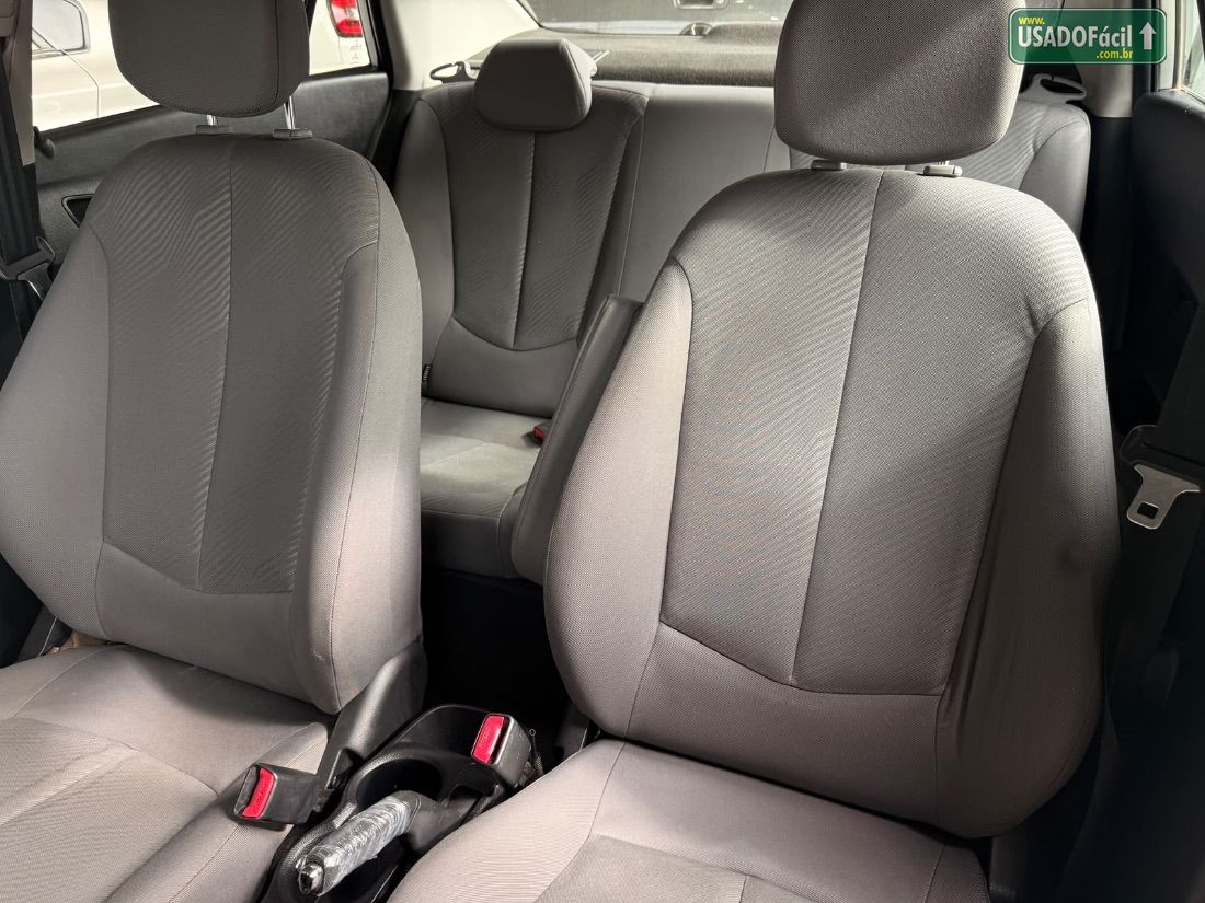 Hyundai HB20S Sedan Comfort Style 1.6 Automático Flex 2014/2014 — foto 9 de 13